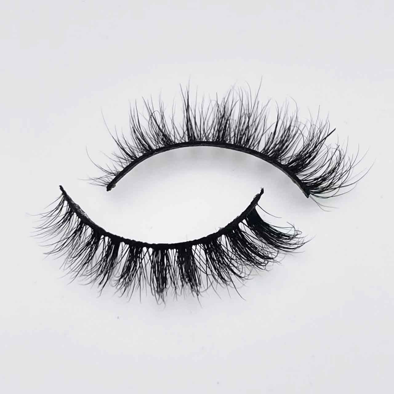 Zachte Nertsen Wimpers 3D Krul Gevleugelde End Oog Langwerpige Nep Wimpers Dikke Handgemaakte Natuurlijke Valse Wimper Rommelig Cross Lash Grooth (Color: ZY20051-Y16)